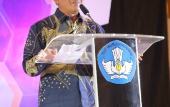 Urgensi Peran Doktor Muda Menuju Indonesia Emas 2045