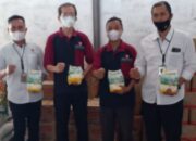 Korban Banjir Peroleh Bantuan Sembako Dari Polda Sumut Bersama GulaVit