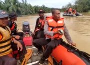 Tim Gabungan SAR Sisir Sungai Bayeun Cari Korban Terseret Arus