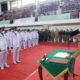 Bupati Asahan Surya saat menandatangani pelantikan 89 Kades hasil pemilihan serentak di Kab Asahan, Waspada/Ist