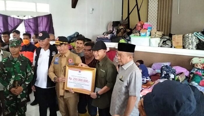 Kepala BNPB Tinjau Kondisi Banjir Aceh Tamiang