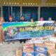 Ketua IKA SMPN 4 Banda Aceh, Laksamana Muda (Laksda) Purn. Jufri, melalui AKBP (Purn) H Basri SH MH, saat menyalurkan bantuan untuk korban banjir Aceh Tamiang, Selasa (8/11) kemarin di Posko Induk. Waspada/Rapian