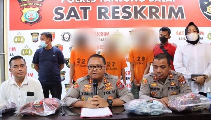 T.Balai Darurat Cabul, Wali Kelas ‘Gagahi’ Muridnya 