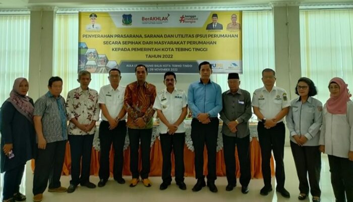 Pj Wali Kota Hadiri Penyerahan PSU Dari Masyarakat Ke Pemko Tebingtinggi