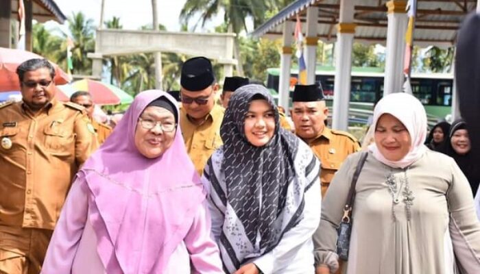 120 Jamaah Umroh Diminta<br>Saling Menjaga Di Tanah Suci