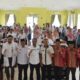 Wakil Wali Kota Padang Sidempuan Ir. Arwin Siregar (5 kiri depan) foto bersama dengan tim audit kasus stunting dan peserta desiminasi audit kasus stunting Tahun 2022 di Aula BKPSDM Padang Sidempuan, Rabu (9/11).Waspada/ist.