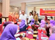Bupati Zahir Ajak UMKM Dan Kaum Ibu Bijak Kelola Keuangan