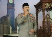 Kapolres Madina Kumandangkan Azan