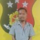 Pelaku judi tebak angka jenis Hongkong inisial SN berikut barang bukti diamankan di Mapolsek Kualuhhulu. Waspada/Ist.