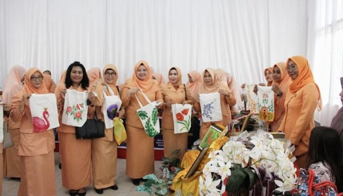 Ketua DWP Disdiksu Kunker Ke DWP Cabdis Kisaran