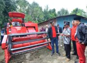 Bupati Zahir Dan Djarot Tinjau Bantuan Mesin Pertanian Di Batubara