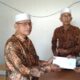 BAZNAS Palas salurkan bantuan penyusunan skripsi bagi mahasiswi dari keluarga kurang mampu, Selasa (15/11).(Waspada/Idaham Butar Butar/B)
