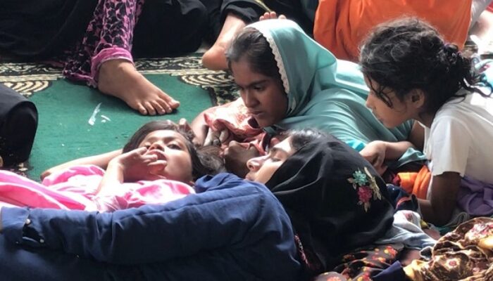Geusyik Meunasah Lhok Ultimatum Tampung Warga Rohingya Hingga Sore