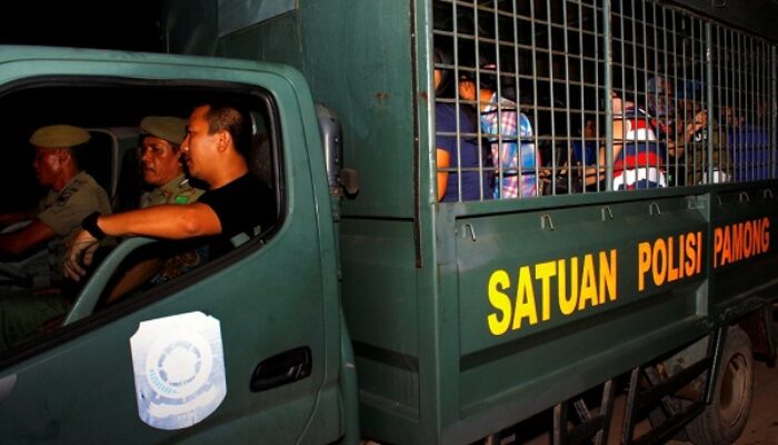 10 Diciduk Di Hotel Panyabungan,Calon Bupati Madina Tak Kaget