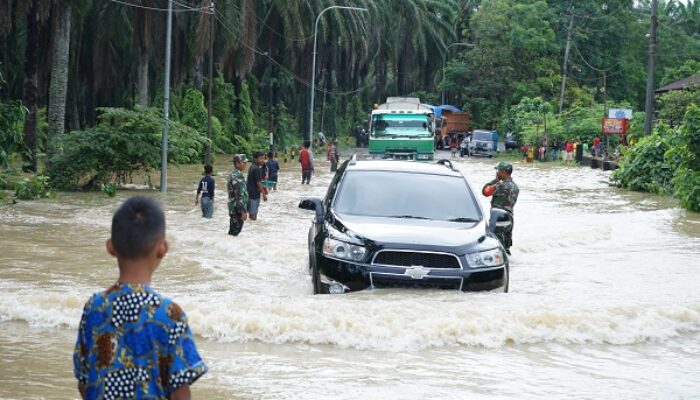 Jalintas Aceh – Sumut Terendam Banjir