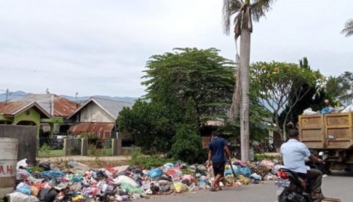 Sampah Panyabungan 120 M3/Hari