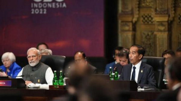 Presiden Jokowi menutup KTT G20 di Nusa Dua, Bali dan menyerahkan presidensi berikutnya kepada India. Ant