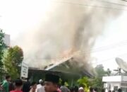 Rumah Pimpinan Ponpes Darussalam Ludes Terbakar