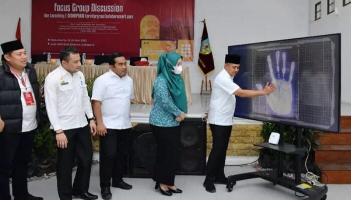Majukan UMKM Batubara, Bupati Zahir Luncurkan E-Diskopukm