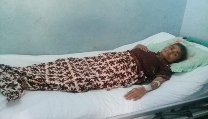 Nenek Mengidap Penyakit Aneh Dibawa Ke RSUD Panyabungan