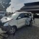 Kondisi mobil Toyota Avanza yang rusak berat pasca kecelakaan maut yang terjadi dengan dua sepeda motor di Jalan Banda Aceh - Medan, tepatnya di Desa Suka Mulya, Kecamatan Lembah Seulawah, Kabupaten Aceh Besar, Kamis, 3 November 2022, pukul 07:30. Waspada.id/Ist