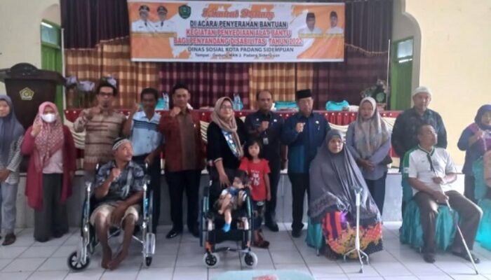 60 Penyandang Disabilitas Dapat Alat Bantu Dari Pemko Sidempuan