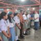 Zainuddin Iqbal Sidabutar, Vice President CSR PKBL PLTA INALUM serahkan bantuan beasiswa kepada 672 orang pelajar se-kawasan Danau Toba , Jumat (28/10) di lokasi wisata Pantai Pasir Putih Pasifik, Desa Patane IV Kec.Porsea, Kab.Toba. Waspada.id/Ist