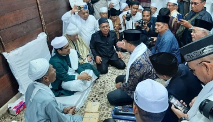 Temui Tuan Guru Besilam, Anies Akui Temukan Nilai-nilai Kebaikan