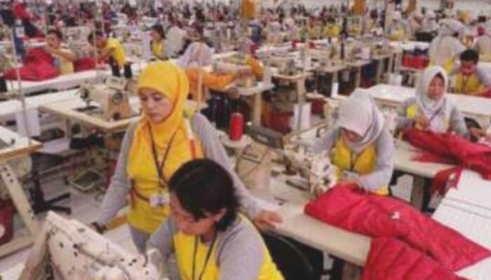 PHK Pada Industri Tekstil Dan Sepatu Imbas Mulai Melanda 
