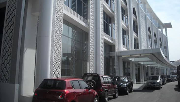 GEDUNG DPRD Sumut. Waspada/ist
