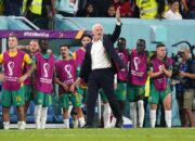 Senang Australia Sulitkan Argentina