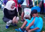 Bunda PAUD Sergai Semangati Faiz Berlatih Sepakbola