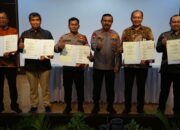PT. PLN (Persero) melakukan penandatanganan nota kesepahaman atau Memorandum of Understanding (MoU) dengan Polda Aceh tentang penyelenggaraan pengamanan instalasi dan aset ketenegalistrikan serta penegakan hukum di lingkungan kerja PLN, Rabu (7/12/2022).