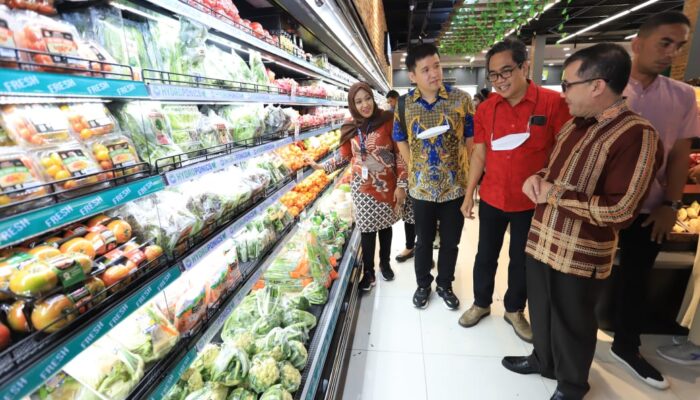 Pj. Wali Kota Harapkan Suzuya Simpang Lima Pasarkan Produk UMKM Lokal