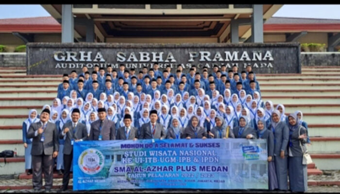 Siswa SMA Al Azhar Plus Medan Kunjungi PT Favorit Di Pulau Jawa