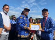 TPL Berikan Hadiah Kepada Guru dan Pelajar Berprestasi