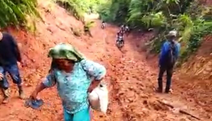 Jalan Hancur Lebur Ngadu Ke Jokowi