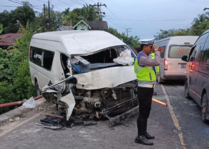 Kecelakaan Maut Di Aceh Timur, Satu Meninggal 7 Luka-Luka