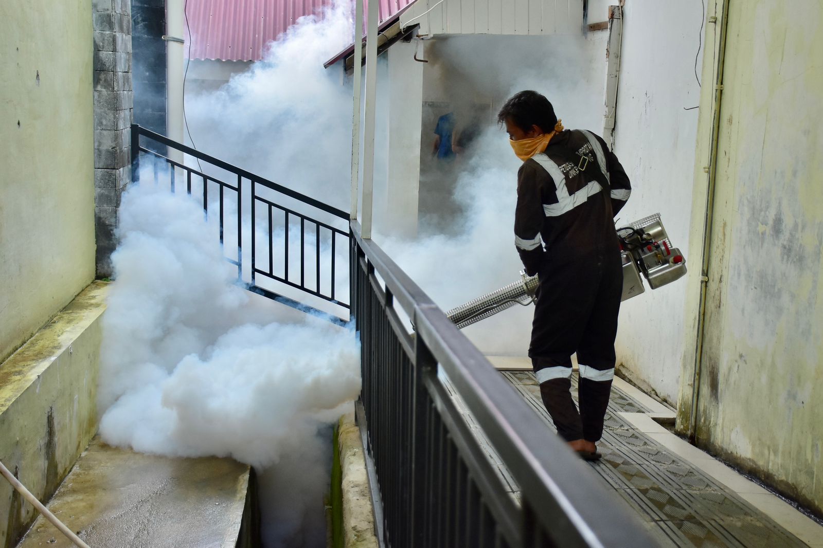 Cegah Penularan DBD, Dinkes Sabang Lakukan Fogging Cegah Penularan DBD, Dinkes Sabang Lakukan Fogging