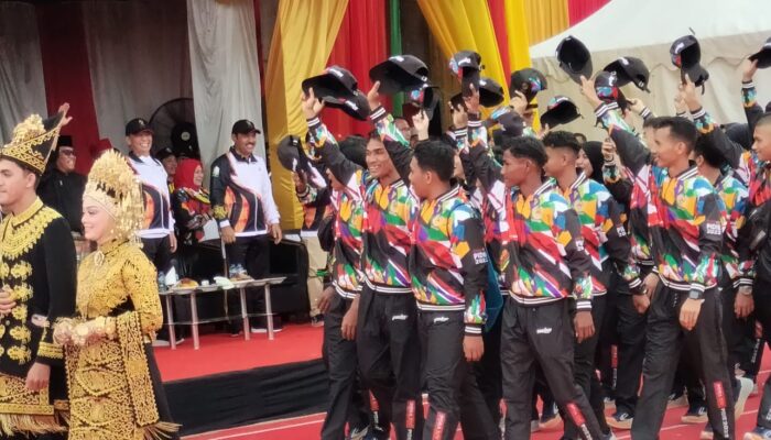 Ribuan Warga Saksikan Opening Ceremony Pora XIV Pidie