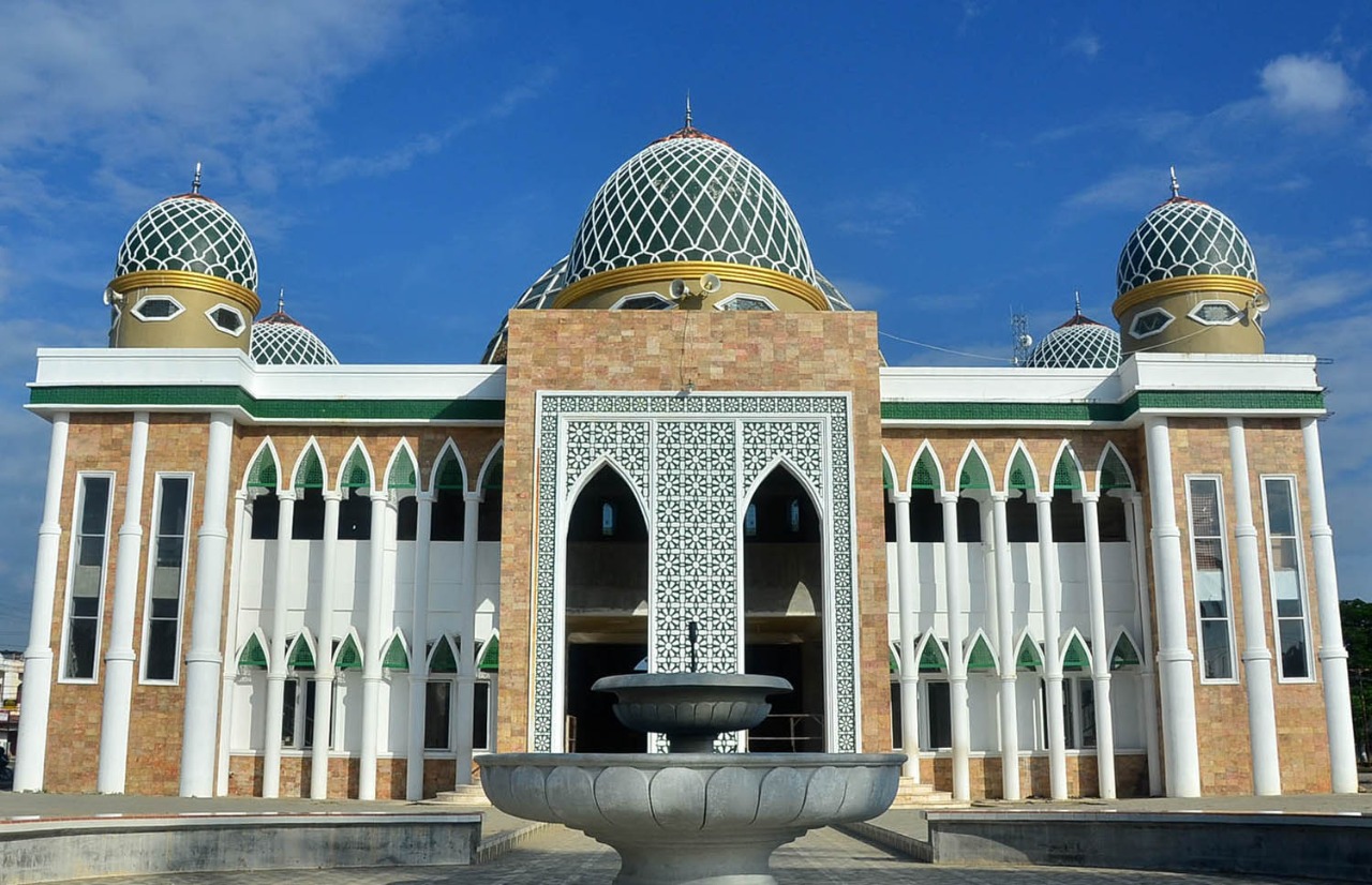 Kelola Masjid Agung Darussalihin Idi, Pemerintah Diharap Bentuk UPTD