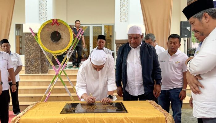 Direktur Pelaksana PT Perkebunan Nusantara III Resmikan Mesjid Al-Falah, Sei Dadap Di Asahan