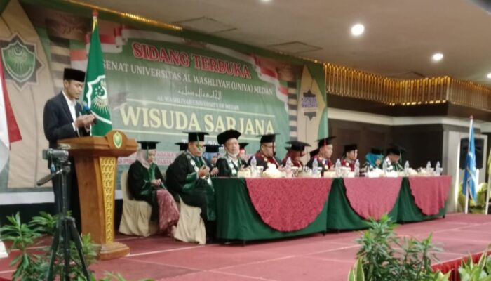 Sekretaris Fatwa MUISU Pimpin Doa Wisuda UNIVA Medan