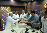 Abu Razak Resmi Mendaftar Balon Ketua Umum KONI Aceh