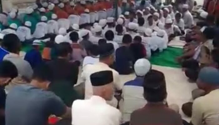 IRM Nurul Yaqin Padang Baroe Abdya Santuni Puluhan Yatim