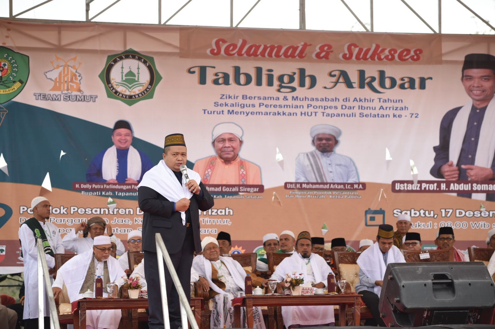 Bupati Tapsel H. Dolly Putra Pasaribu Bersama Ustad Abdul Somad Zikir Bersama