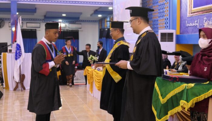 UMA Wisuda 1.152 Sarjana Baru
