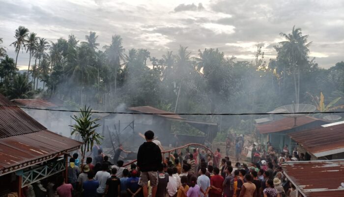 Lima Rumah Hangus Terbakar Di Agara