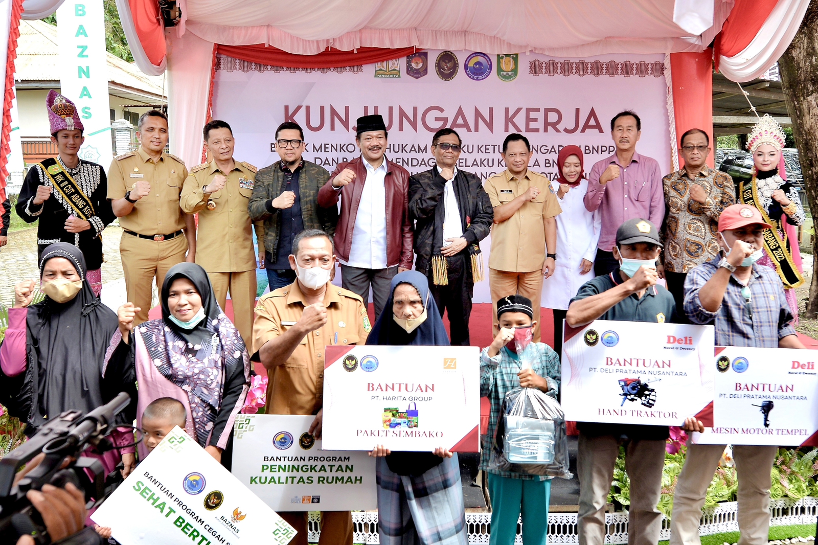 Kunker Menkopolhukam Dan Mendagri Ke Kota Sabang Disambut Hangat Kunker Menkopolhukam Dan Mendagri Ke Kota Sabang Disambut Hangat