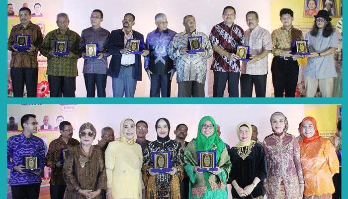 Sembilan Perempuan Dan Seorang Pemuda Di Sumut Terima Awards